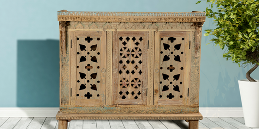 Shurvanni  side board