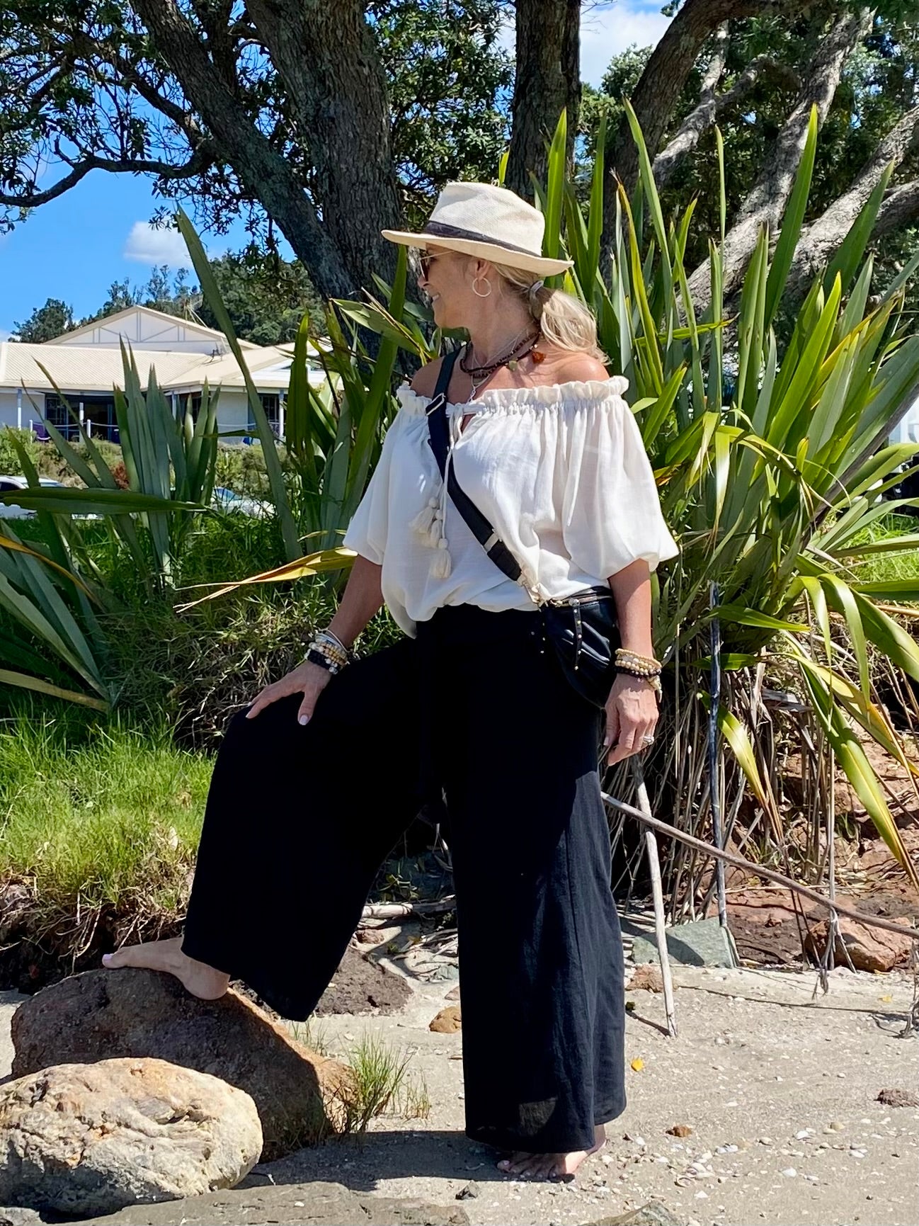 Natural fibre ramie resort pants for women – effortless coastal styling by Sukaah.