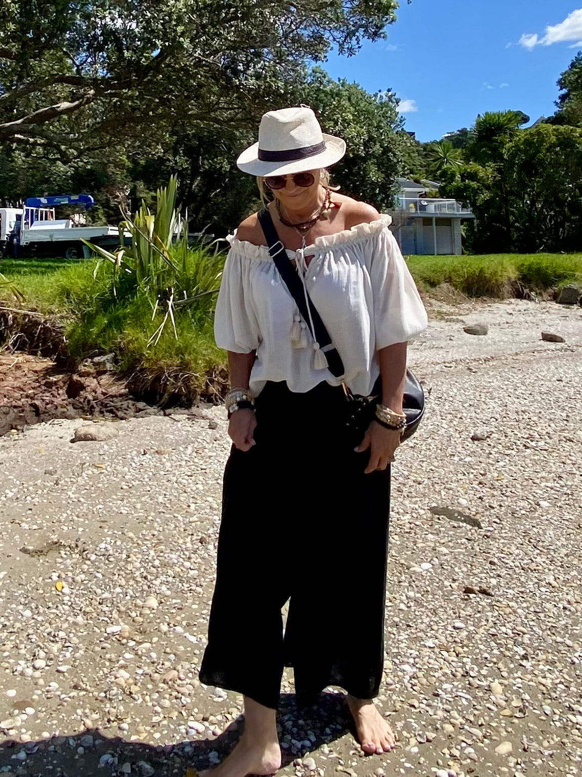 Sukaah women’s eco-friendly ramie long pants with relaxed resort silhouette. Ocean vibes 