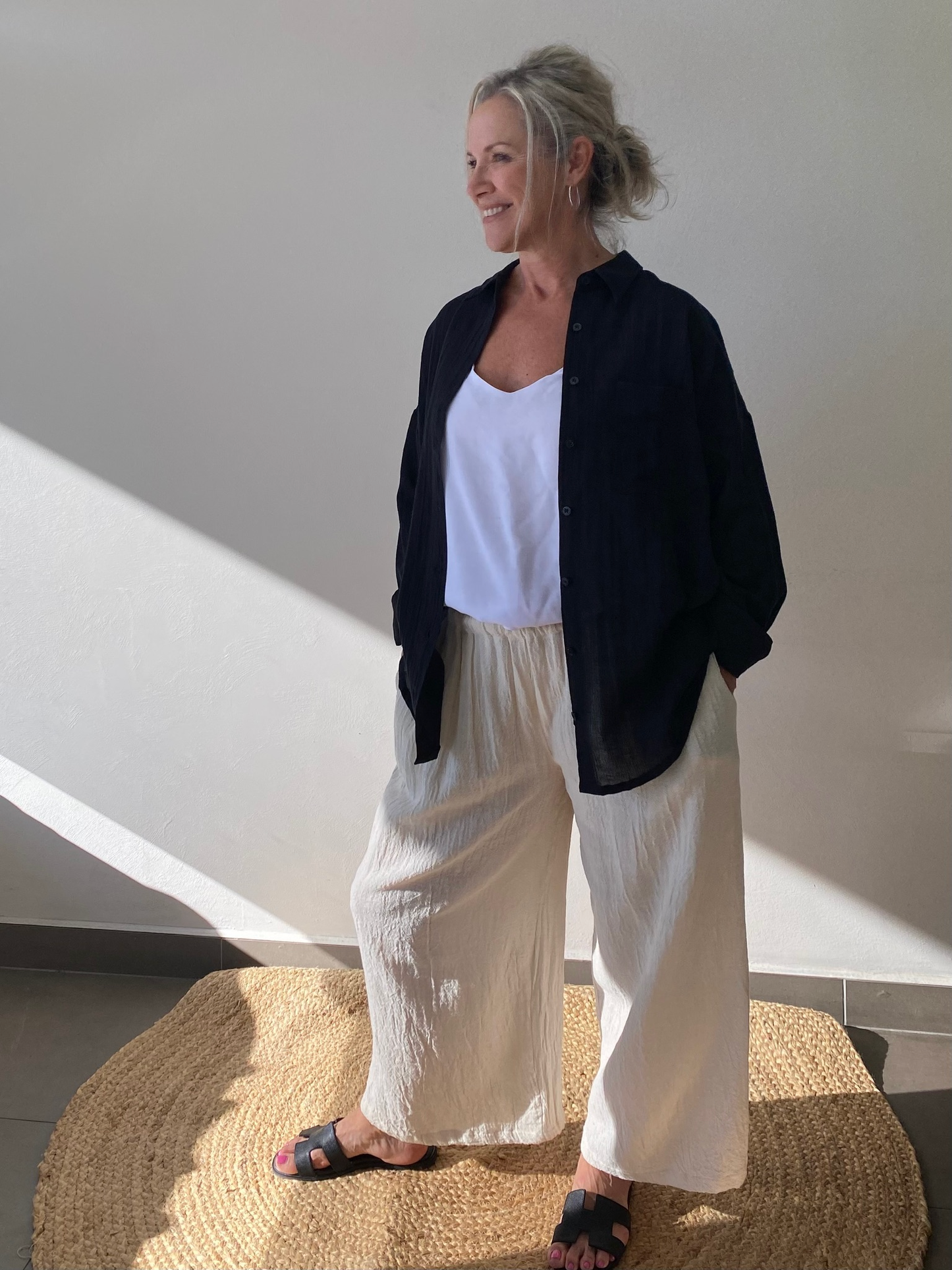 Breathable oversized cotton linen shirt with relaxed fit silhouette