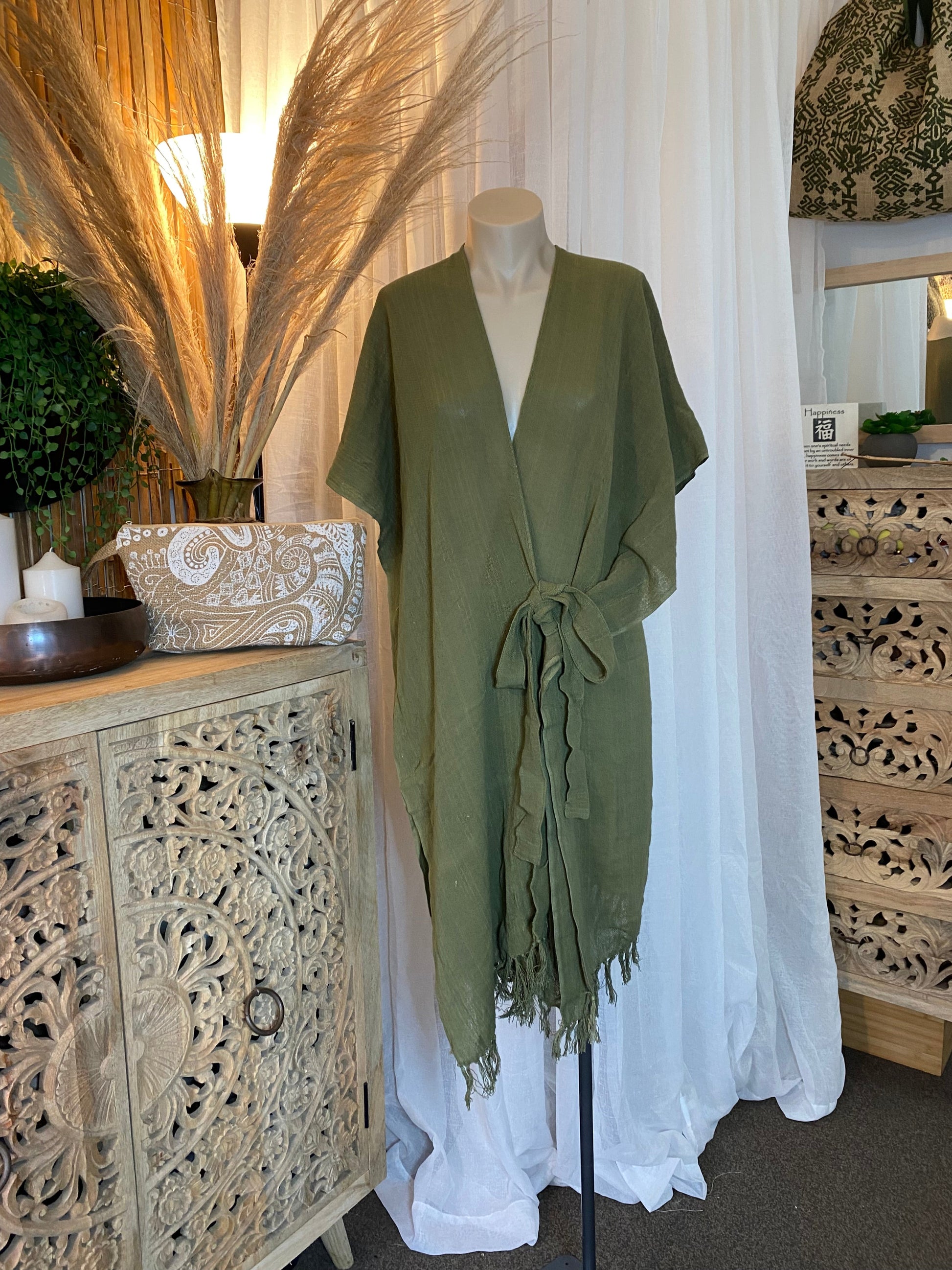 Women’s breathable ramie wrap Australia – conscious slow fashion by Sukaah.